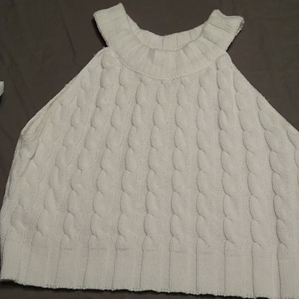 Basic Editions Cut Out Sweater - image 1